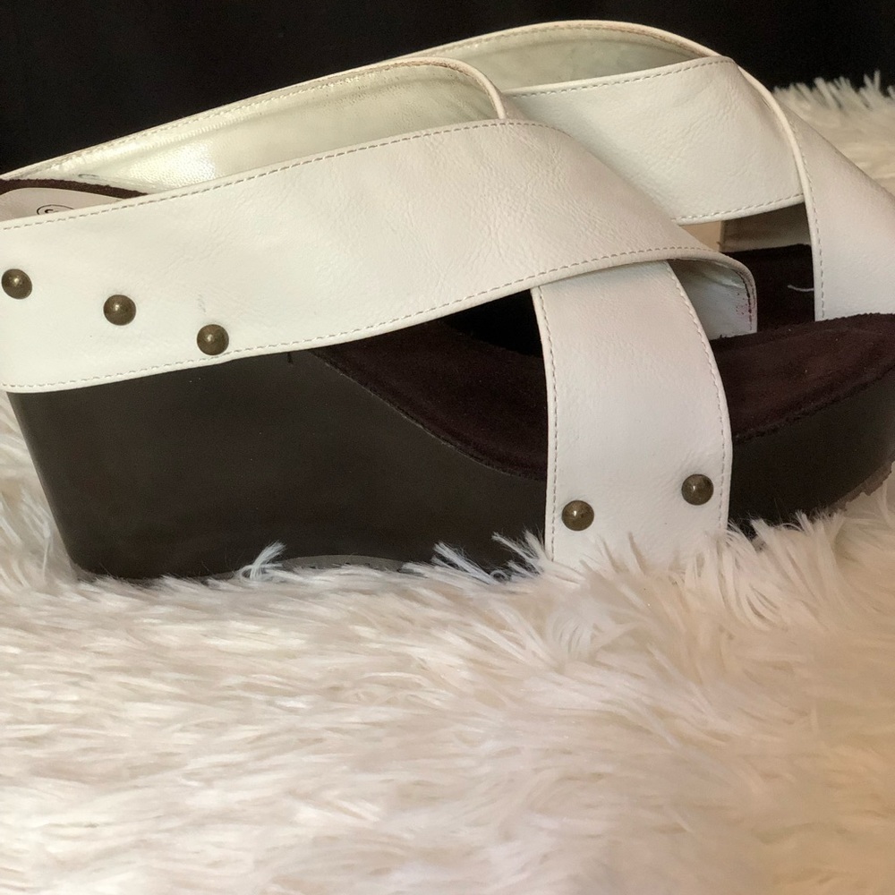 NWOT Agape Collection - White Wedge Sandals